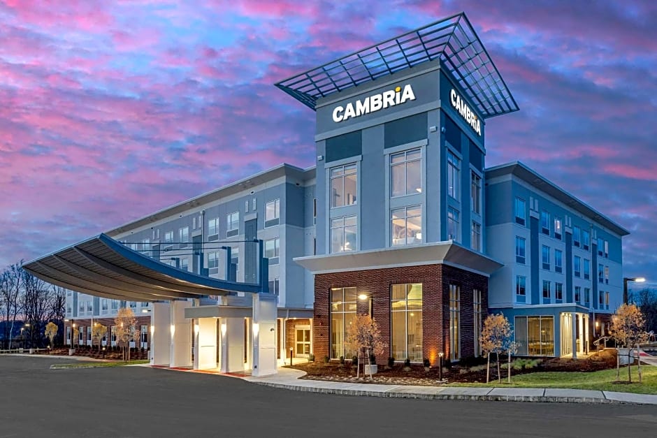 Cambria Hotel West Orange