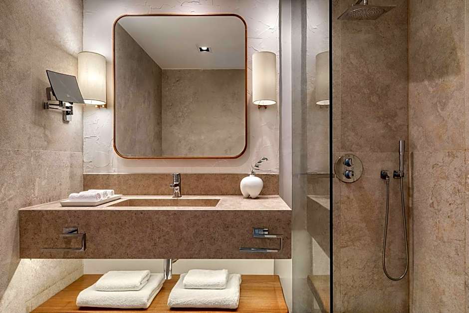 Patmos Aktis Suites & Spa