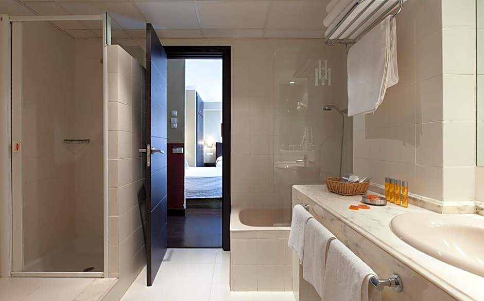 Hotel Moderno Puerta del Sol