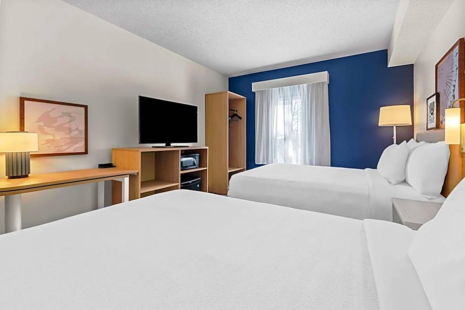 Spark by Hilton Hershey Near the Park