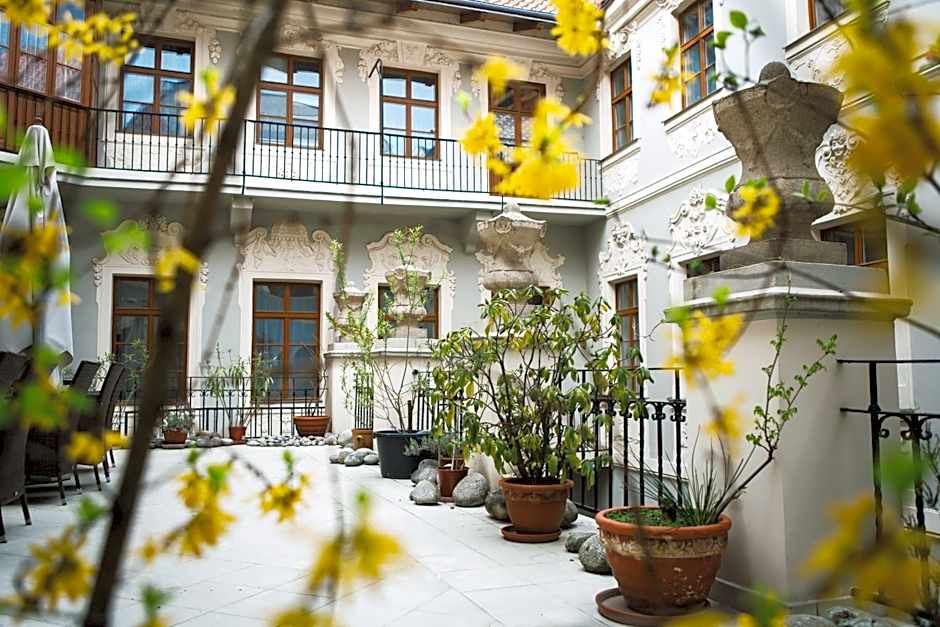 Hotel U Zlateho jelena