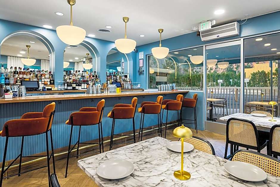 Skylark Hotel