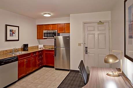 Suite, 1 Bedroom (Mobility/Hearing Access, Roll-In Shwr) (1 King Bed and 1 Double Sofa Bed)