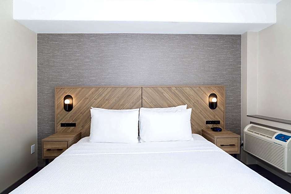 Sandman Hotel & Suites Regina