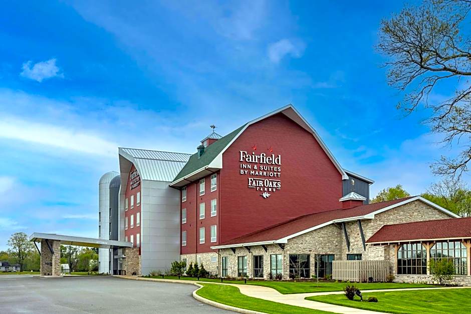 Fairfield Inn & Suites by Marriott Fair Oaks Farms