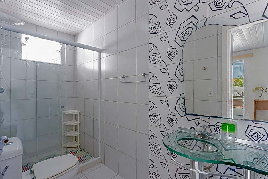 BJ09 Ótima Casa 5/4 - Piscina e Churrasqueira