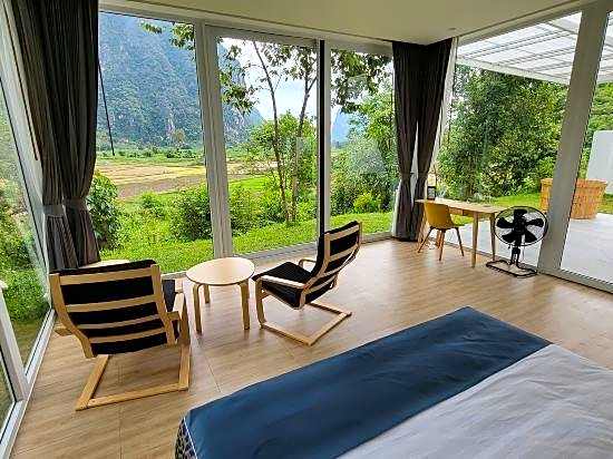 Pavilion Pha Leuang & Bungalows