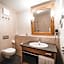 Hotel & Gasthof Lowen