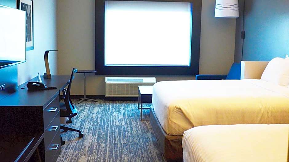 Holiday Inn Express & Suites - Jacksonville W - I295 and I10 By IHG