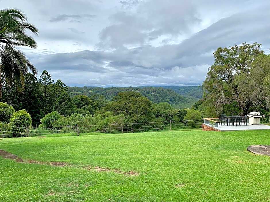 Montville Holiday Apartments