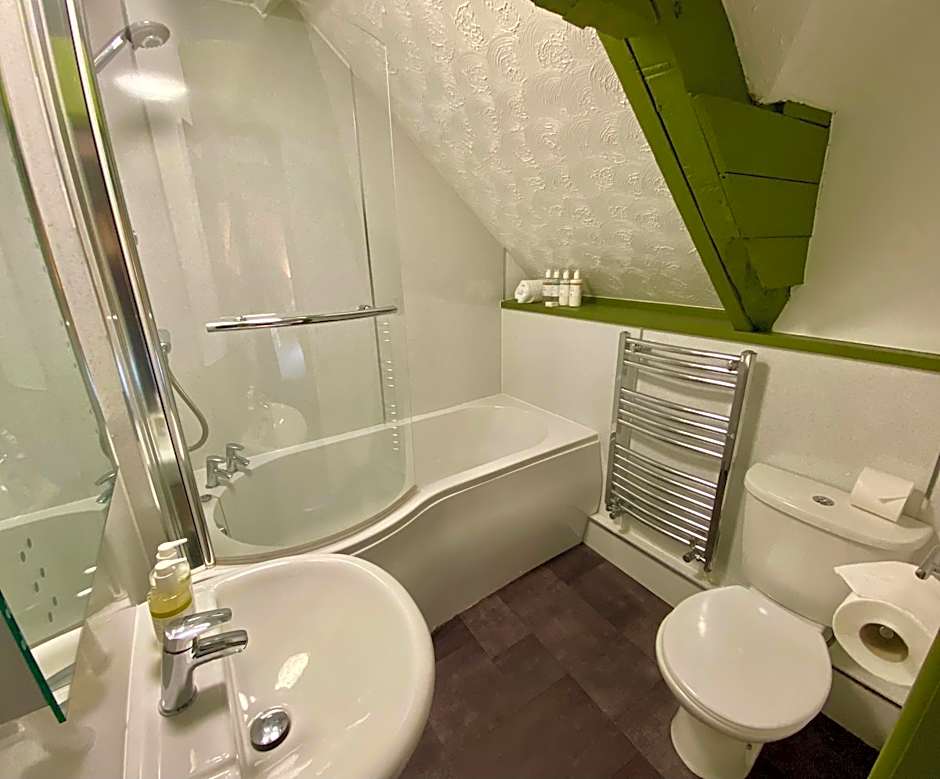 The Lion at West Pennard