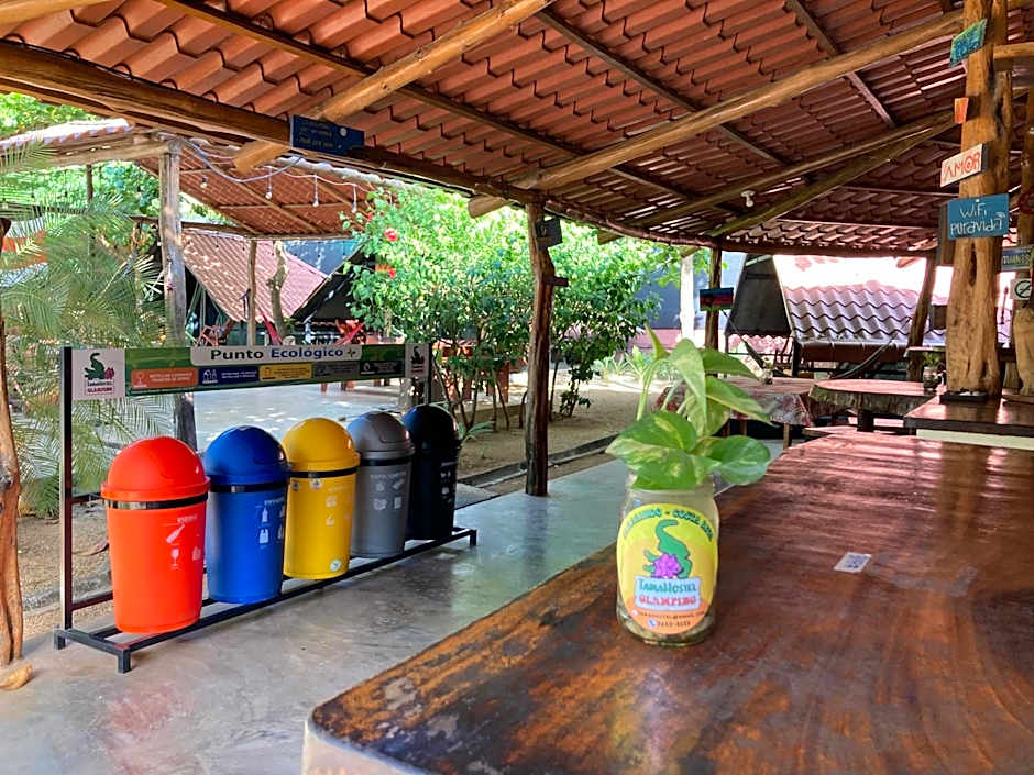 TamaHostel & Glamping