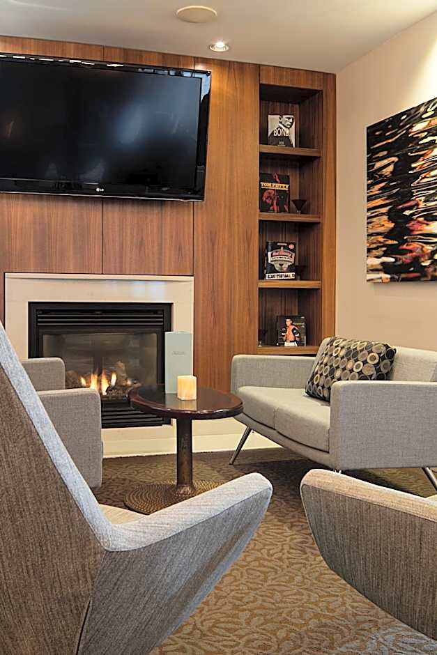 Delta Hotels by Marriott Edmonton South Conference Centre