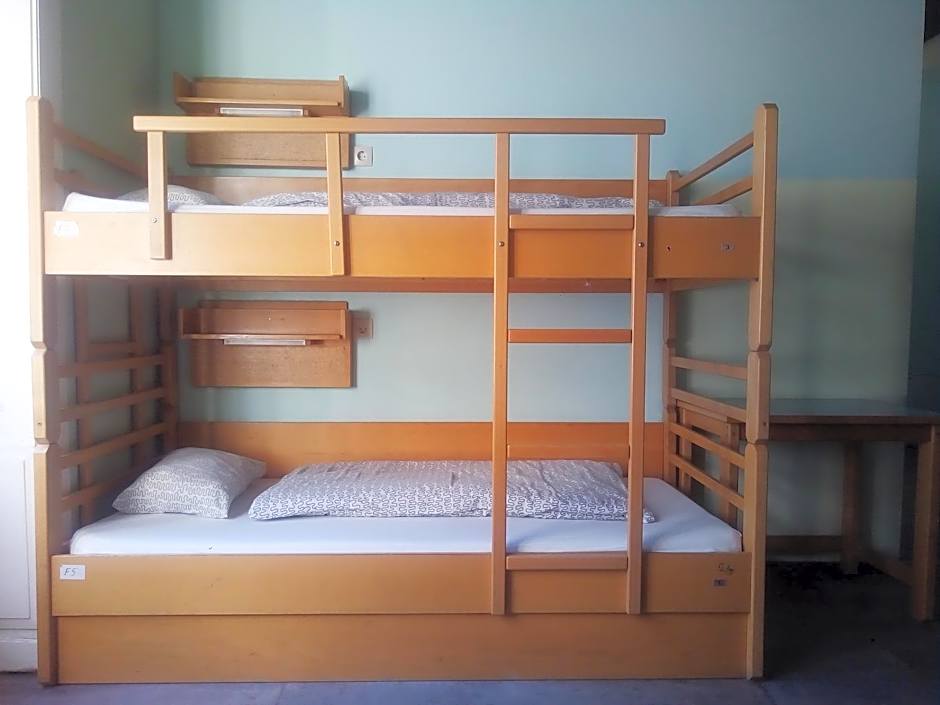Treestyle Hostel