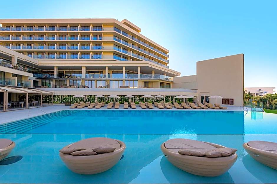 Amarande (Adults Only)