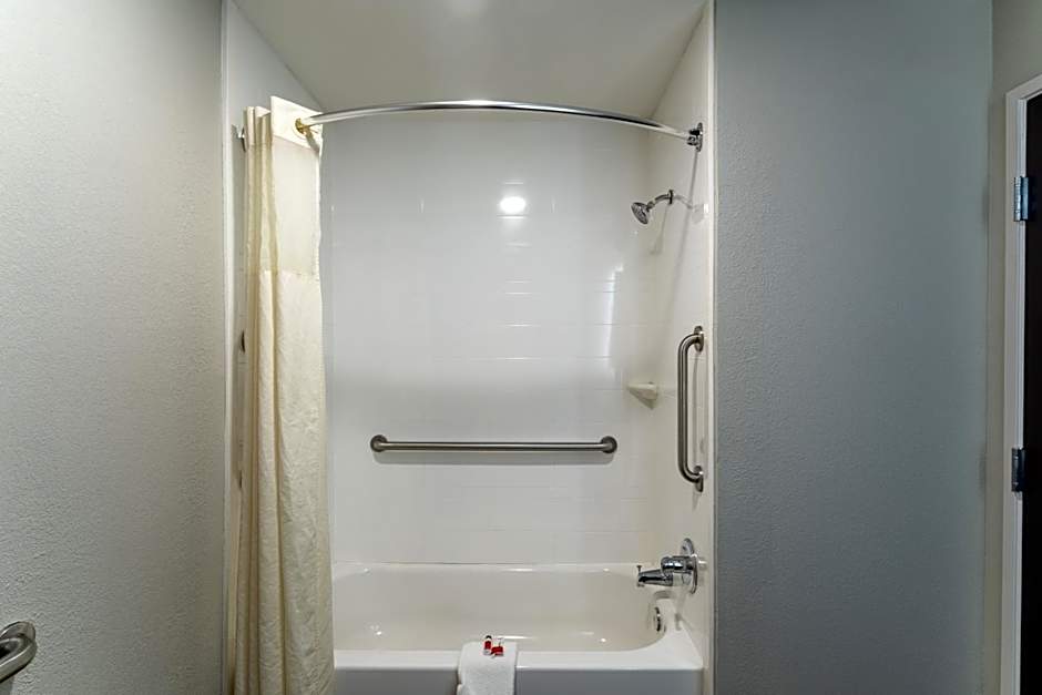 Microtel Inn & Suites By Wyndham Pooler/Savannah