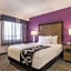 La Quinta Inn & Suites by Wyndham Warwick-Providence Airport