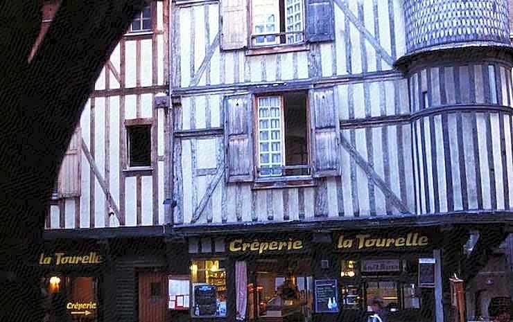 B&B HOTEL Troyes Centre