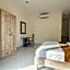 Azalea Homestay & Villa