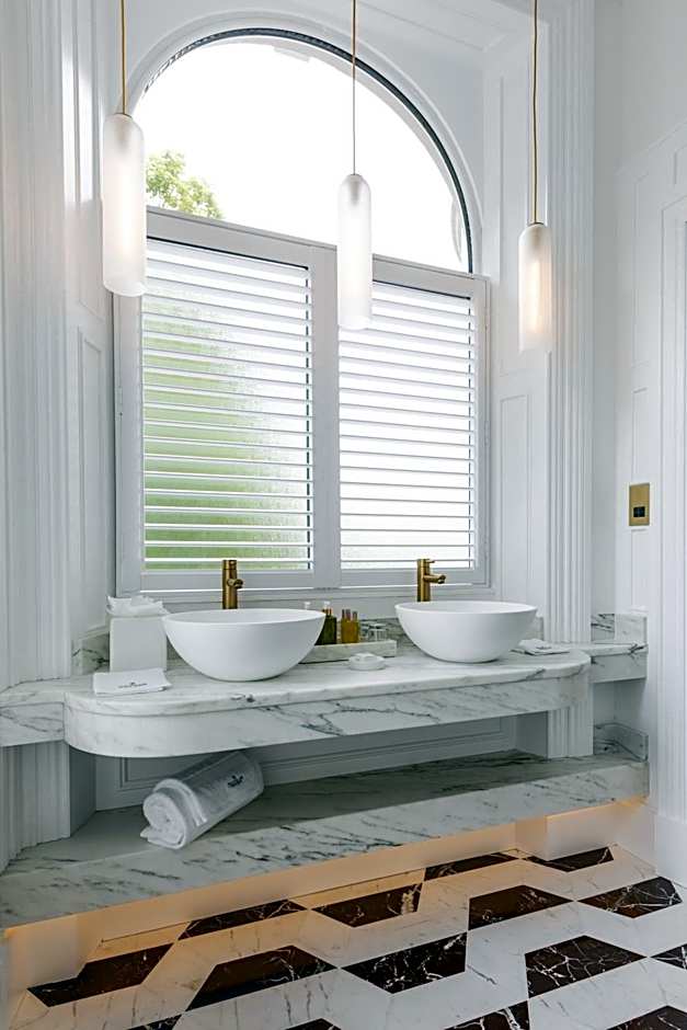 Tullyglass House Hotel