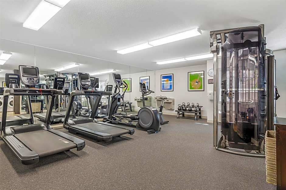 Sonesta Simply Suites Boston Burlington