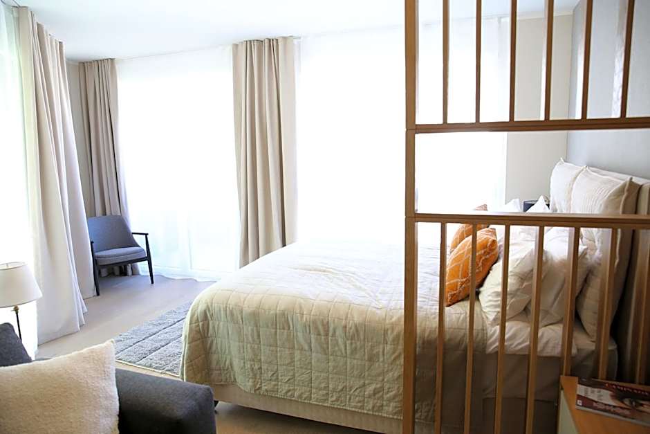 Lamira - Serviced Apartments
