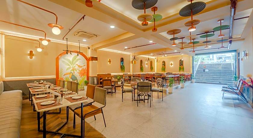 Treebo Shivam Inn Near Singapore Mall