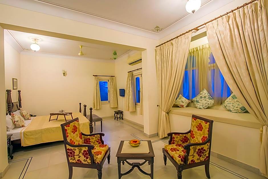 Akshay Niwas Boutique Hotel By Amantra