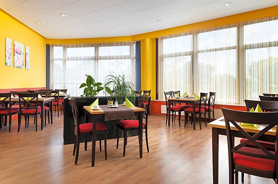 ates Hotel Lampertheim by AURUM