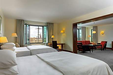 Porticus Suite, Concierge lounge access, 1 Bedroom 2 room Suite, 2 Double, beds1,50x2,10 m