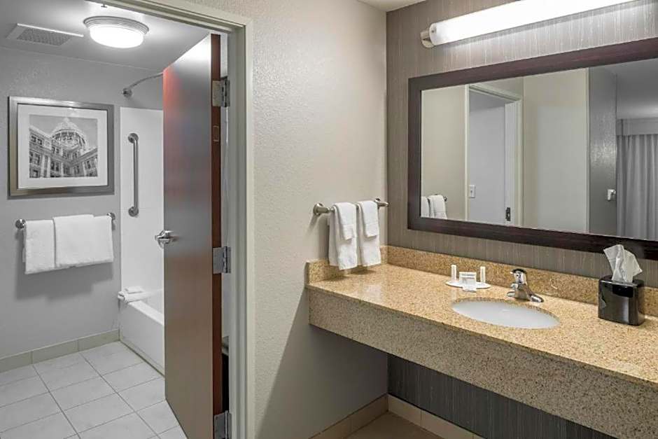 Courtyard by Marriott Austin Parmer/Tech Ridge