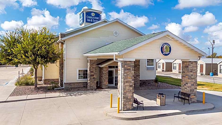 Cobblestone Inn & Suites - Big Lake