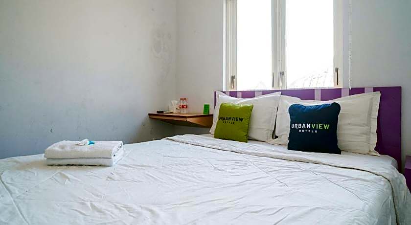 Urbanview Hotel FiFFa Kauman Malang