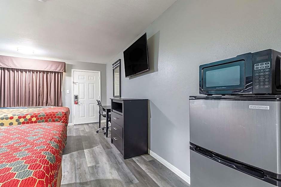 Econo Lodge Houston Brookhollow