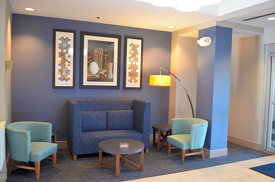 Holiday Inn Express Hotel & Suites Anniston/Oxford By IHG