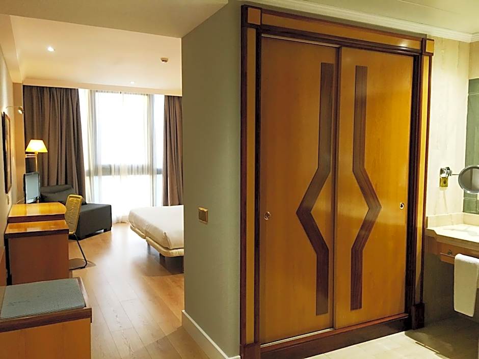 Oca Puerta del Camino Hotel