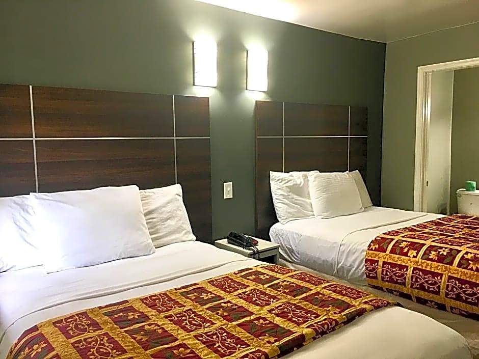Red Carpet Inn - Norristown