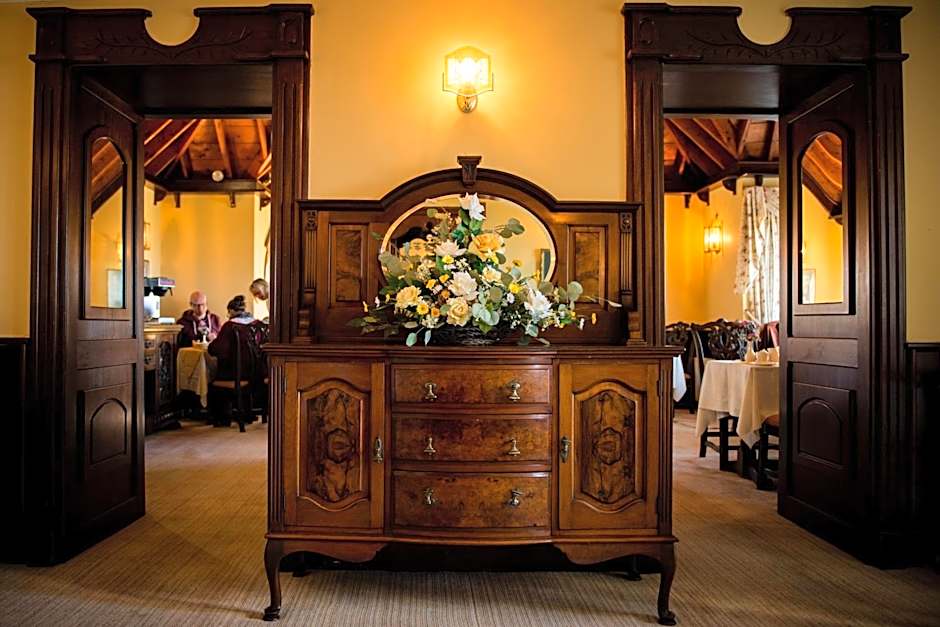 Aran View Country House and Lodge