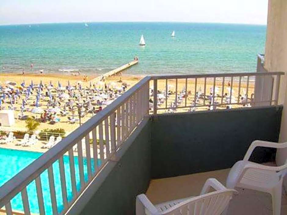 Hotel Condor