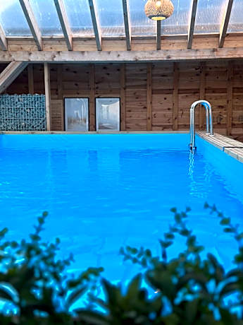 Domki Złote Piaski Kryty Basen Sauna Jacuzzi