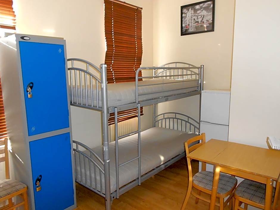 24/7 London Hostel