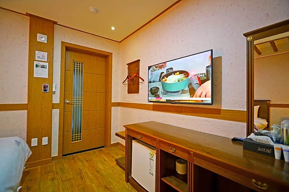 Norijam Hanok Hotel – Jeonju, MN