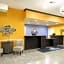 Days Inn & Suites by Wyndham Galveston West/Seawall