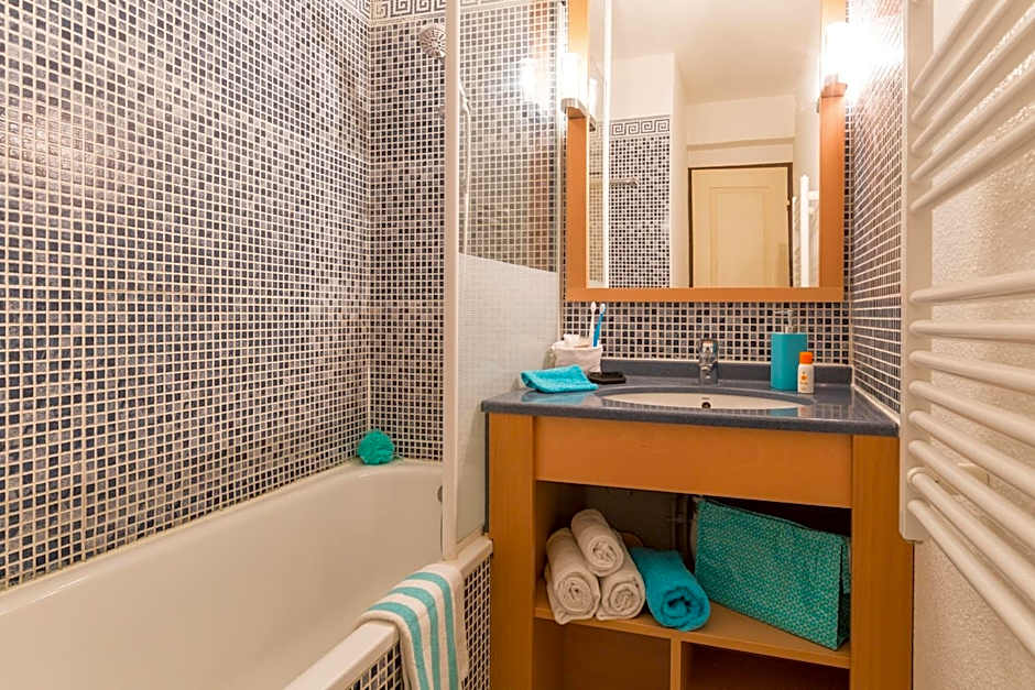 SOWELL RESIDENCES Le Port
