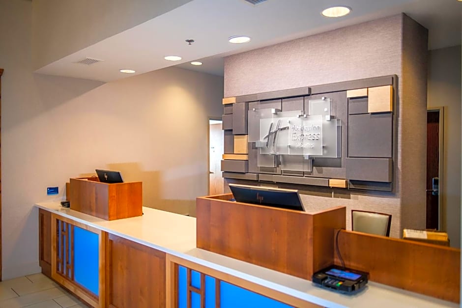 Holiday Inn Express Hotel & Suites Custer By IHG