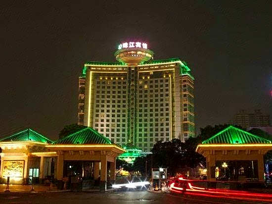 Feiyu Hotel (Guangzhou Zhujiang New Town Wuyangcun Subway Station)