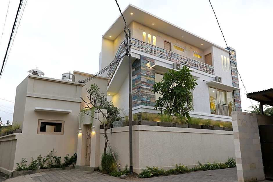 Green Studio Apartment Sanur