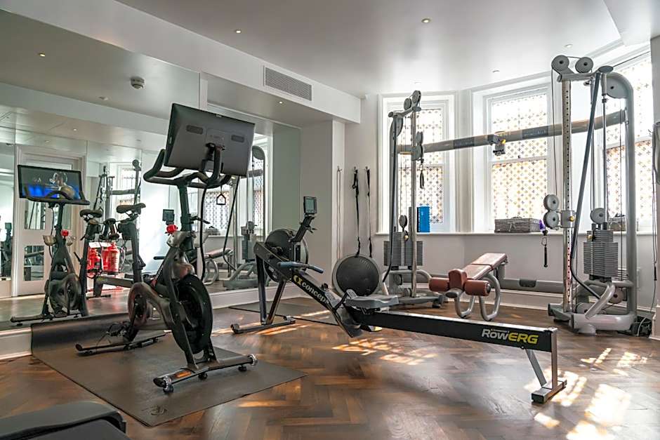 No.11 Cadogan Gardens