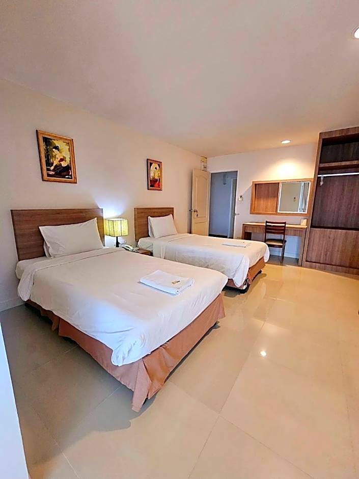 Similan Mansion