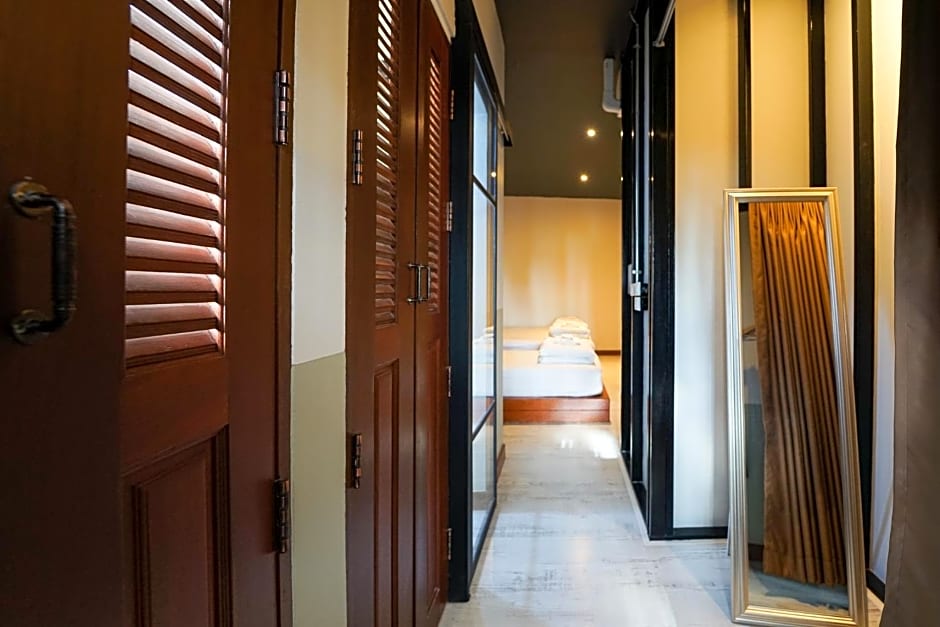 Within Korat Sawairiang